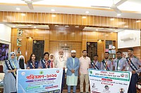 যাত্রা শুরুর আগে তারা সৌজন্য সাক্ষাৎ করেন গোপালগঞ্জ জেলা প্রশাসক ও বাংলাদেশ স্কাউটস গোপালগঞ্জ জেলার সভাপতি মুহম্মদ কামরুজ্জামান (যুগ্মসচিব) এর সাথে।